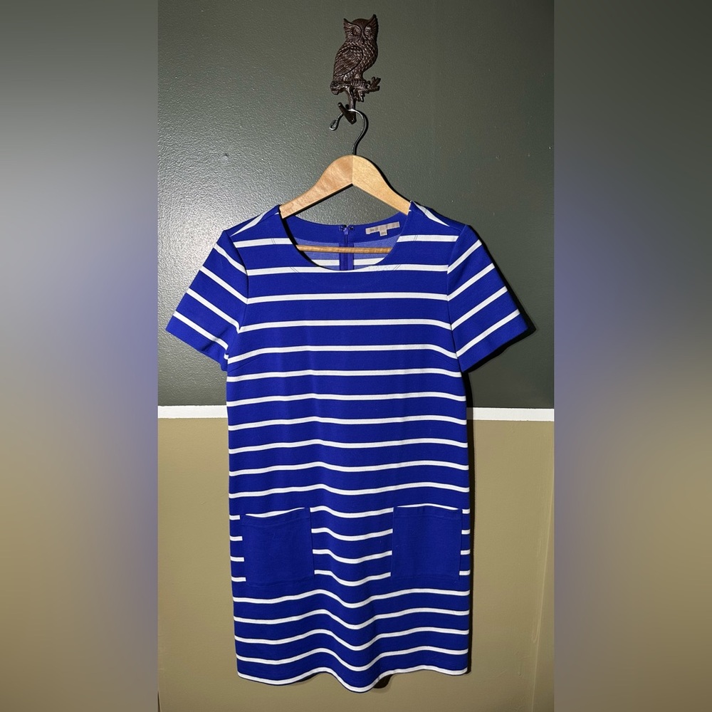 GAP Blue and White Striped Short Sleeve Dress